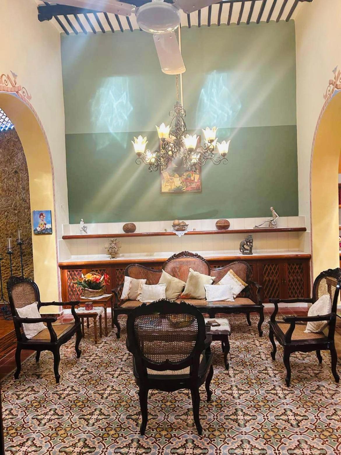 Casa Tres Colibries Bed & Breakfast Mérida Dış mekan fotoğraf