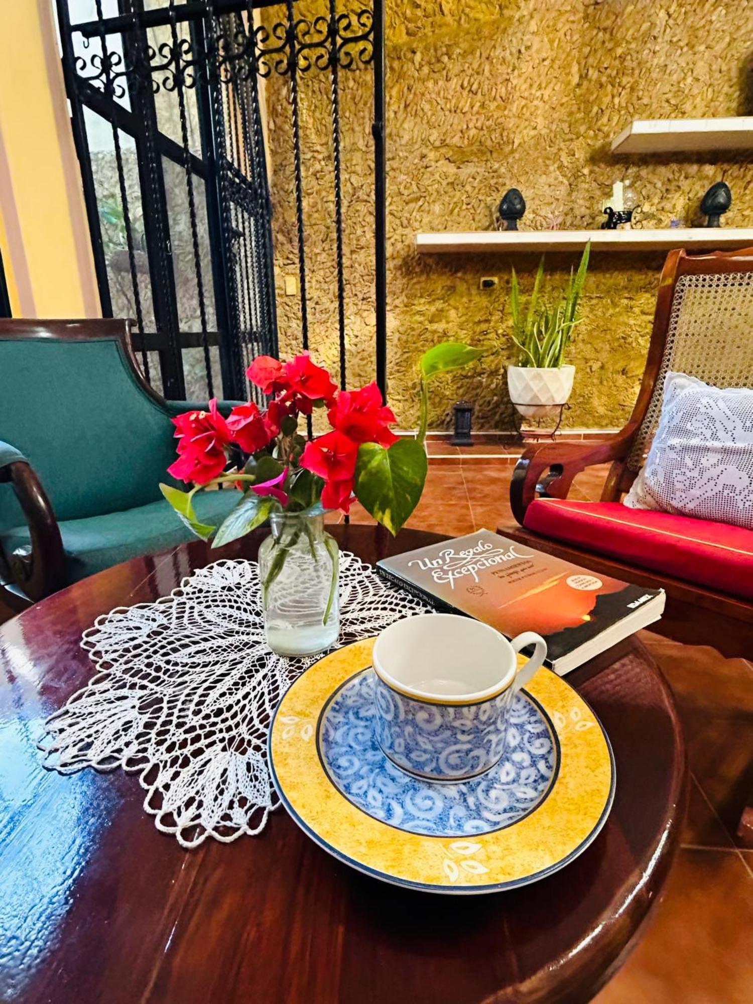 Casa Tres Colibries Bed & Breakfast Mérida Dış mekan fotoğraf