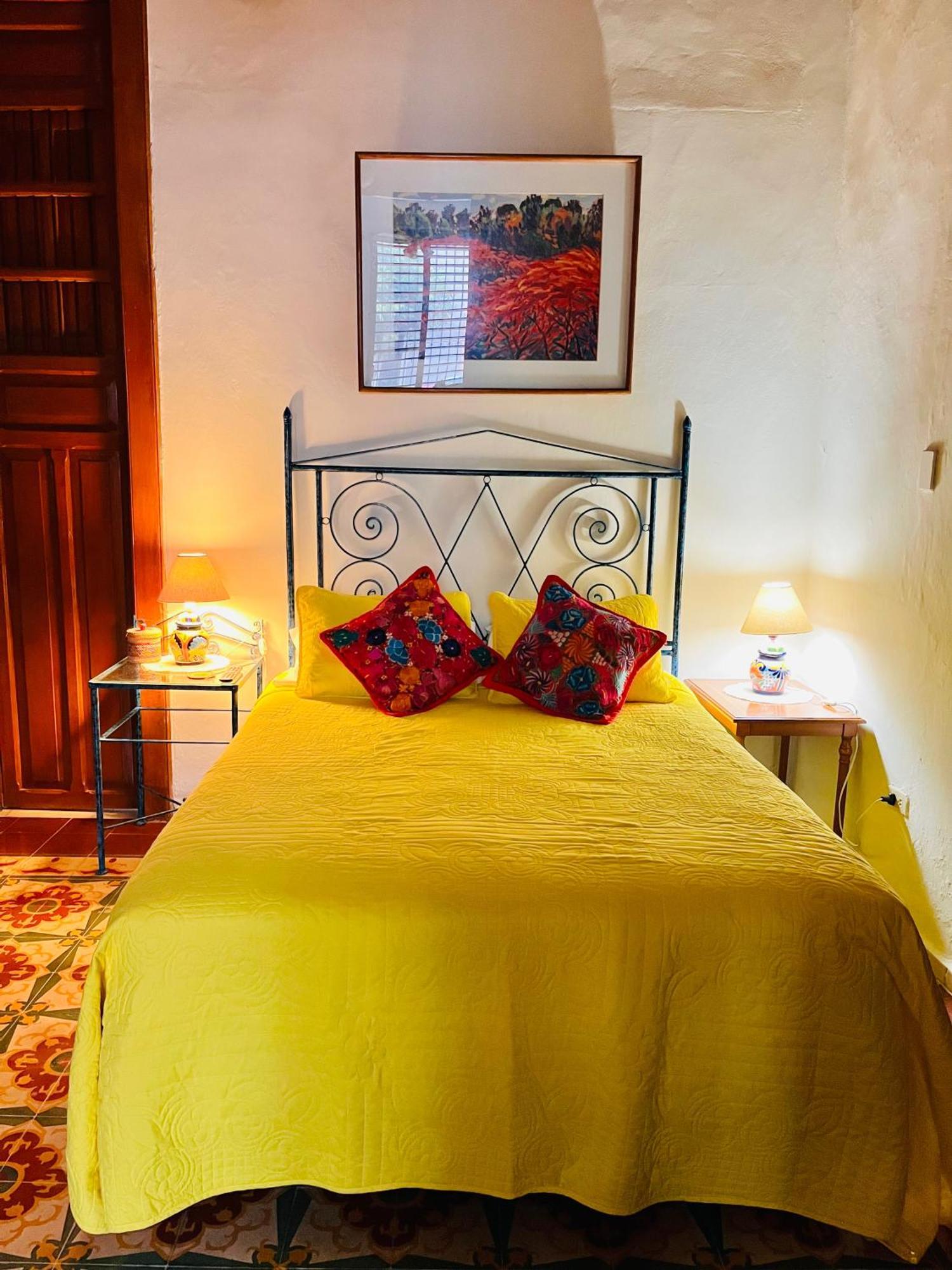 Casa Tres Colibries Bed & Breakfast Mérida Dış mekan fotoğraf