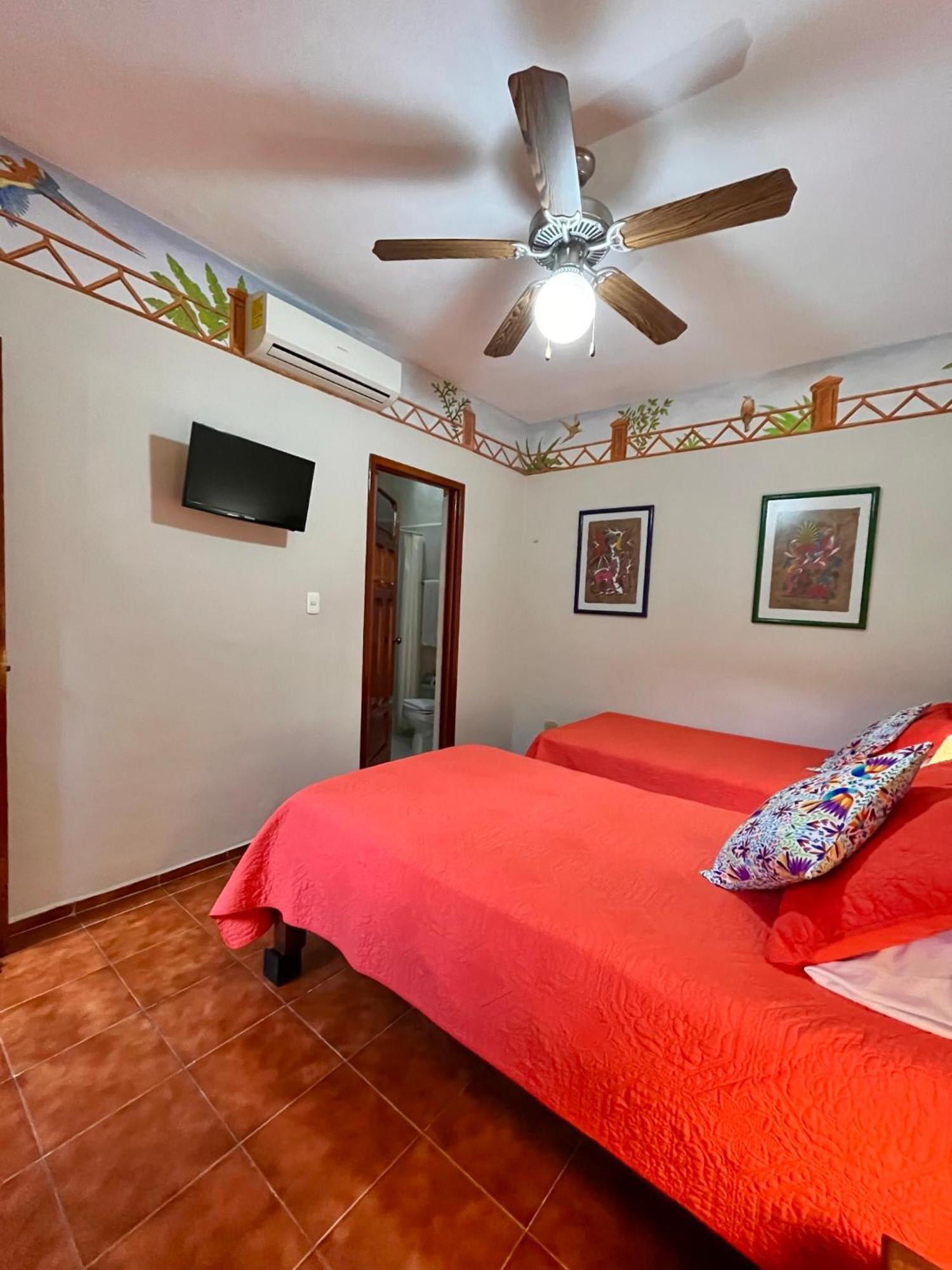 Casa Tres Colibries Bed & Breakfast Mérida Dış mekan fotoğraf